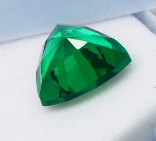 Natural 10.55 CT Green Sapphire Ceylon Certified Loose Gemstone - Picture 4 of 4