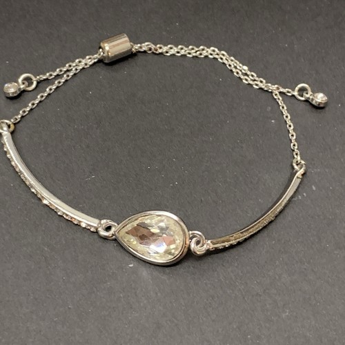 Juicy Couture Clear Crystal Rhinestones Charm Slide Bracelet Silver Tone Pretty - Picture 2 of 13