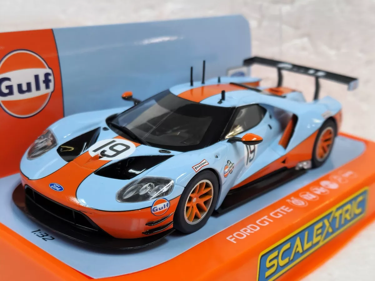 Carrera Digital 132 Scalextric SEC4034 Ford GT GTE Gulf Edition #19 132  Slot Car