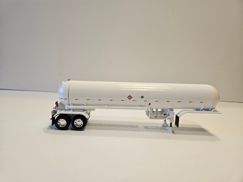 1/64 DCP/First Gear Mississippi Propane Trailer- White - Picture 5 of 5