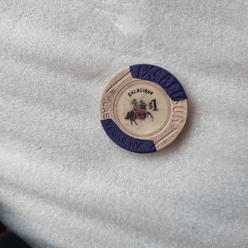 $1 (One Dollar) Blackjack Chip - Excalibur, Las Vegas NV - Picture 2 of 2