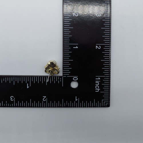 Lindos aretes clásicos con lazo perforados de perlas de imitación tono dorado - Imagen 3 de 9