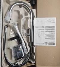Delta 9113-AR-DST Essa Pull-Down Magnetic Docking Kitchen Faucet Arctic Stainles