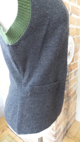 Vtg SWEATER VEST Gray Multi color button front by Dolce & Gabbana Size 44 - Picture 4 of 6