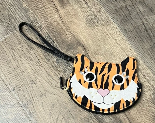 Muñequera Tiger Bling Betsey Johnson con joyas Tiger