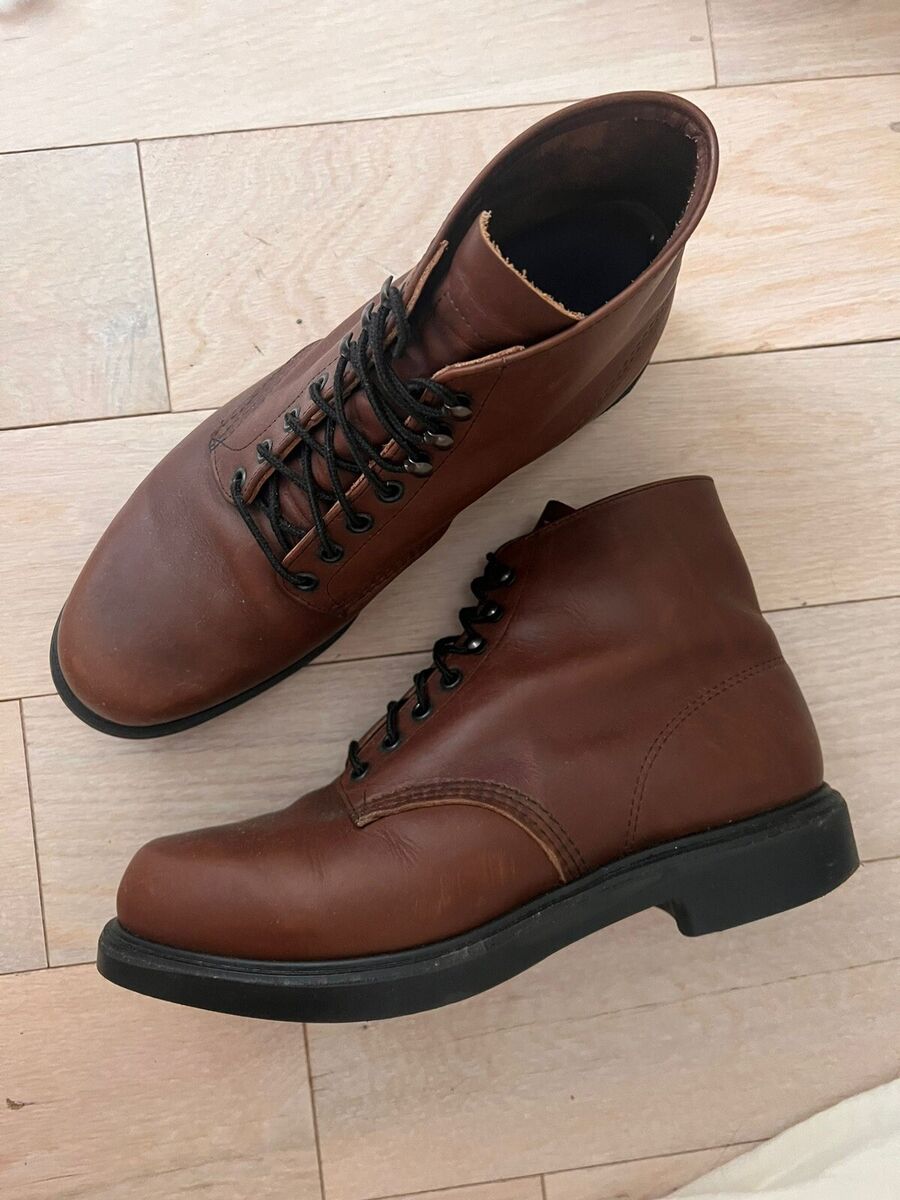 Men's Red Wing Boots USA Dead Stock Super Sole 952 Round Toe Men's Red Wing Boots USA Dead Stock Super Sole 952 Round Toe