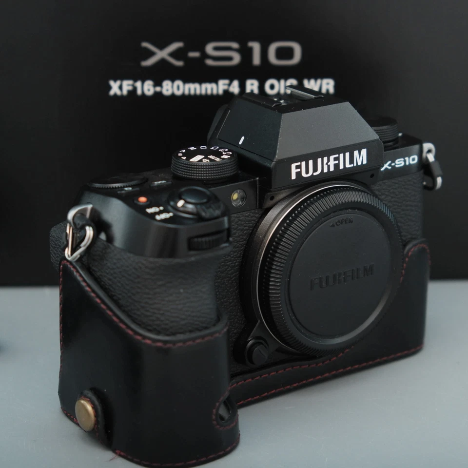 FUJIFILM X-S10 Spiegellose Digitalkamera 26,1 Mp - Body only 9550 shutter - Bild 3 von 4