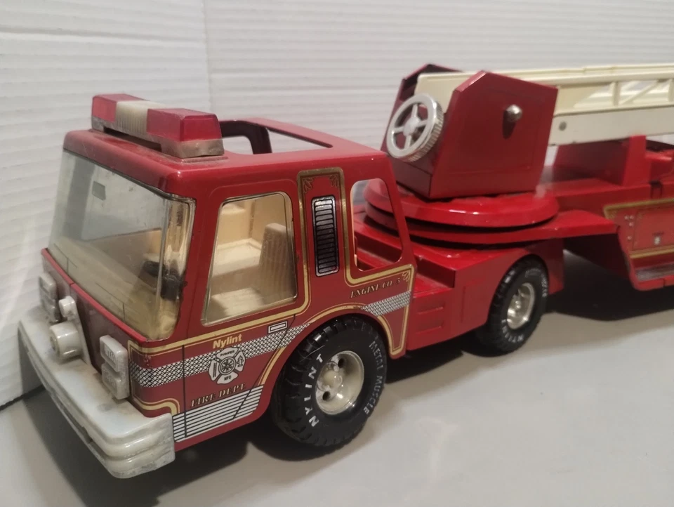 Nylint 1980 • Gancho aéreo N escalera camión de bomberos #5 • 32" Foto 2 de 4