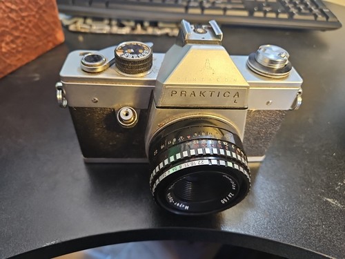 Praktica L - Picture 2 of 8