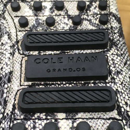 Zapatos mocasines para barco de piel de serpiente Cole Haan para mujer talla 9B - Imagen 19 de 22