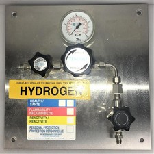 Tescom 44-2262-242-010 Pressure-Reducing Regulator Panel