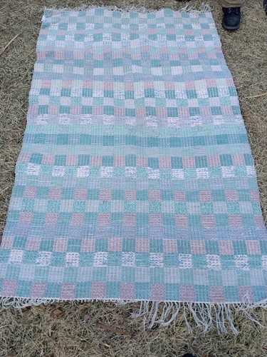 VINTAGE HAND WOVEN KNOT RUG 4'x6"4" - Picture 8 of 9