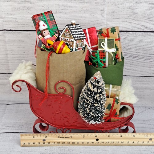 As Is Read: Byers Choice Christmas Santa Sled Sleigh Filled With Toys 3809 - Picture 3 of 17