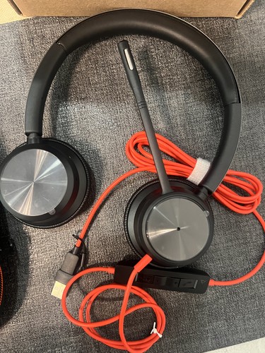 Poly Blackwire 8225 USB-C/A Wired Headset –ANC Noise Cancelling Teams Teams Zoom - Picture 13 of 14