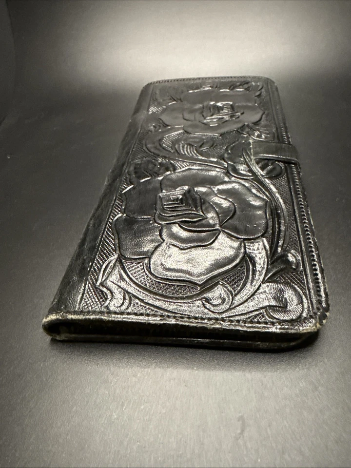 Cartera Matador Azteca Flores Vintage Cuero Negro Repujado México Dama’s Foto 3 de 4