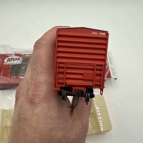 ATLAS 20002397 HO SCALE 50' CANADIAN PACIFIC BERWICK BOXCAR #211146 IN BOX - Bild 13 von 18