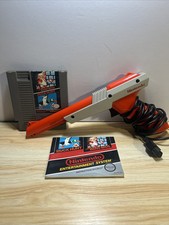 Nintendo Zapper Gun W/Super Mario Bros Duck Hunt Game NES Bundle & Manual Tested