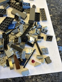 LEGO Studios Vampire’s Crypt 1381 Incomplete Set 3 Minifigs Instructions 2002