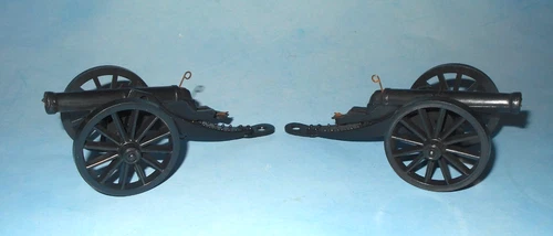 Vintage 1950-60s Marx Fort Apache Play Set Black Hard Plastic Shooting Cannons