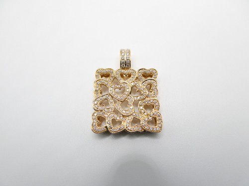 Ciondolo a grappolo cuori diamanti naturali in oro giallo 18 kt 0,60 ctw 6,9 g - Foto 13 di 13