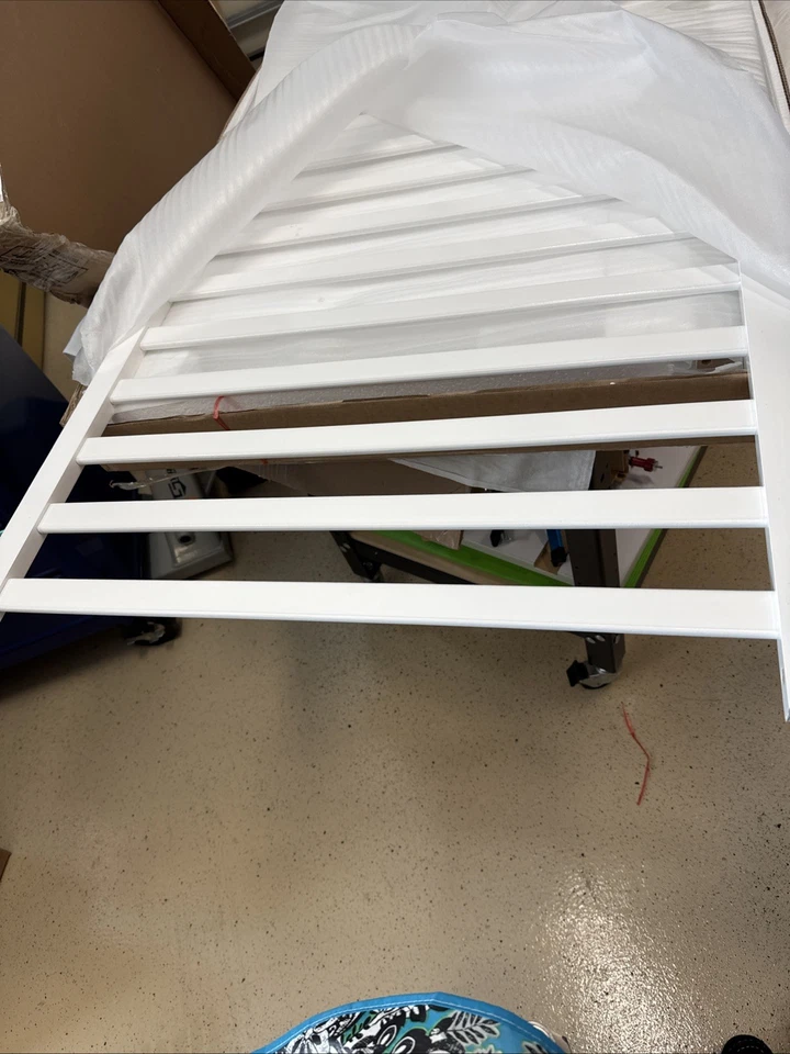 Cuna convertible Dream On Me Synergy 5 en 1 blanca, certificada Greenguard Gold Foto 2 de 4