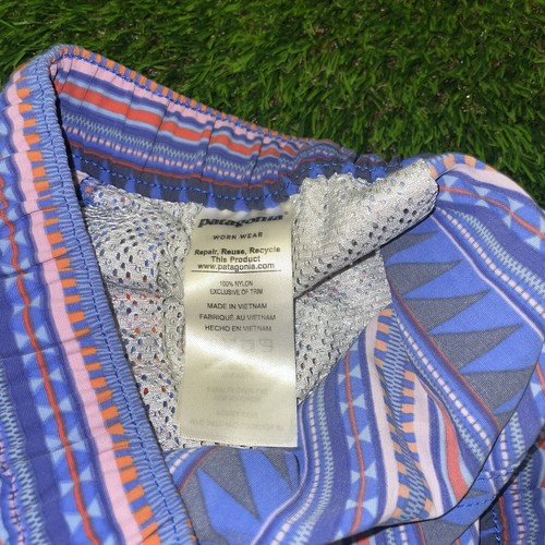 Patagonia Shorts Womens Large Aztec Stripe Barely Baggies 2" Inseam Blue - Picture 6 of 7