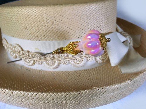 10 inch HATPIN with LIGHT PINK Baroque PEARL in Gothic Gold Setting 10" - Picture 4 of 12