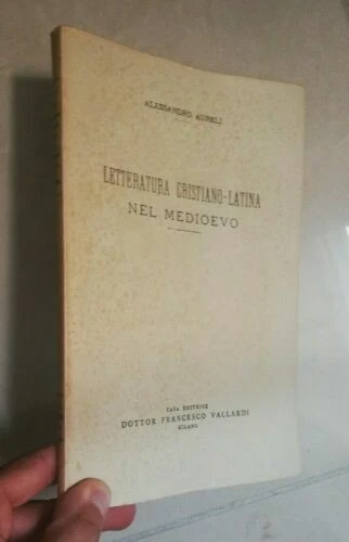 Libri vecchi dal 1930 al 1939 in latino