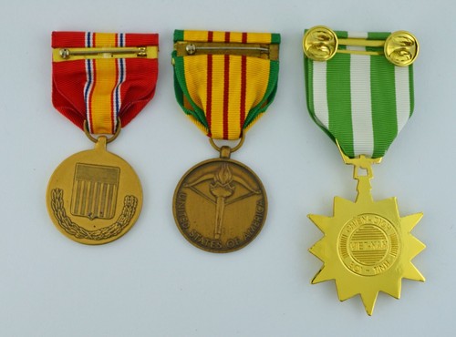 Vietnam Campaign, Service and National Defense Medals US - Picture 2 of 2