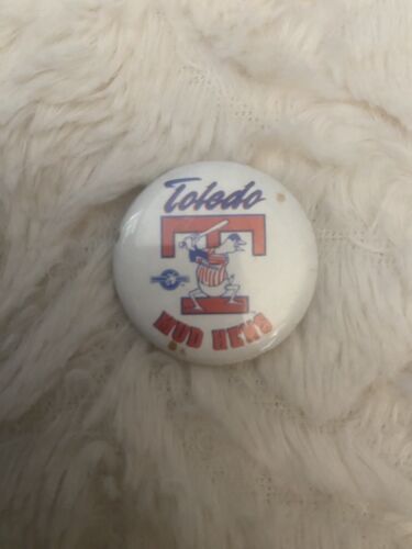 Vintage Baseball Toledo Mud Hens International Minor League Souvenir Pin Button