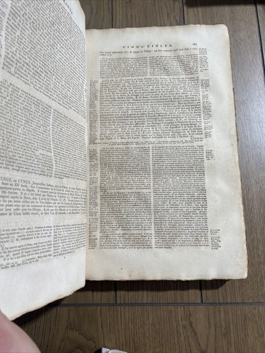 1740 *MASSIVE* Antique French Dictionary "Dictionaire Historique et Critique" - Picture 15 of 24