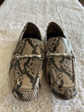 Vince Camuto Reptile Size 6 Slip On Very Cute