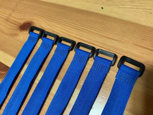20mm X 250mm RC Rubberized Battery Straps 6 Pack Blue/ Black - Picture 2 of 3