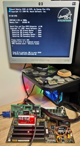 Chaintech 5TDM2 M101 Socket 7 Intel 430TX EDO/SDR Motherboard + Pentium 166 CPU - Picture 2 of 13