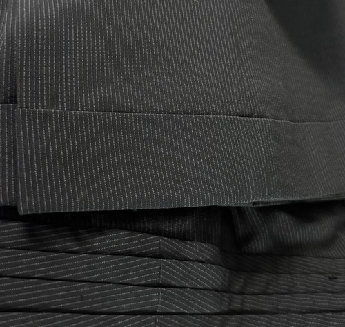 Banana Republic Ryan Fit schwarz Nadelstreifen Bündchen Saum gefütterte Hose Gr. 12 - Bild 5 von 10