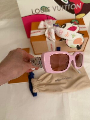Louis Vuitton Murakami Multigram Cat Eye Sunglasses Pink LV
