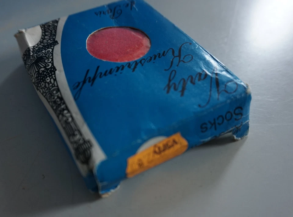 Sexy Varty Paris Kniestrümpfe Strümpfe Knee Socks Rouge rot Gr. 35-38 (F23-1454) - Bild 2 von 3