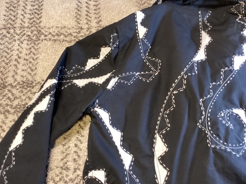 Damenjacke schwarz-weiß bestickt mit Doppelknöpfen und Taschen Größe PM - Bild 16 von 19