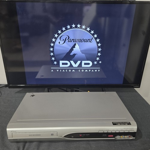 Funai SV2000 DVD Recorder Burner DVD-R DVD-RW Tested Player No Remote WV10D6 EUC - Picture 2 of 15
