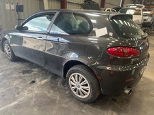 Verin de hayon / de capot Alfa Romeo ALFA 147