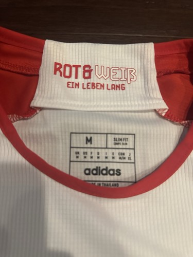 Camiseta de fútbol local Bayern Munich 23/24 calce medio ajustado auténtica Adidas cosida - Imagen 4 de 6