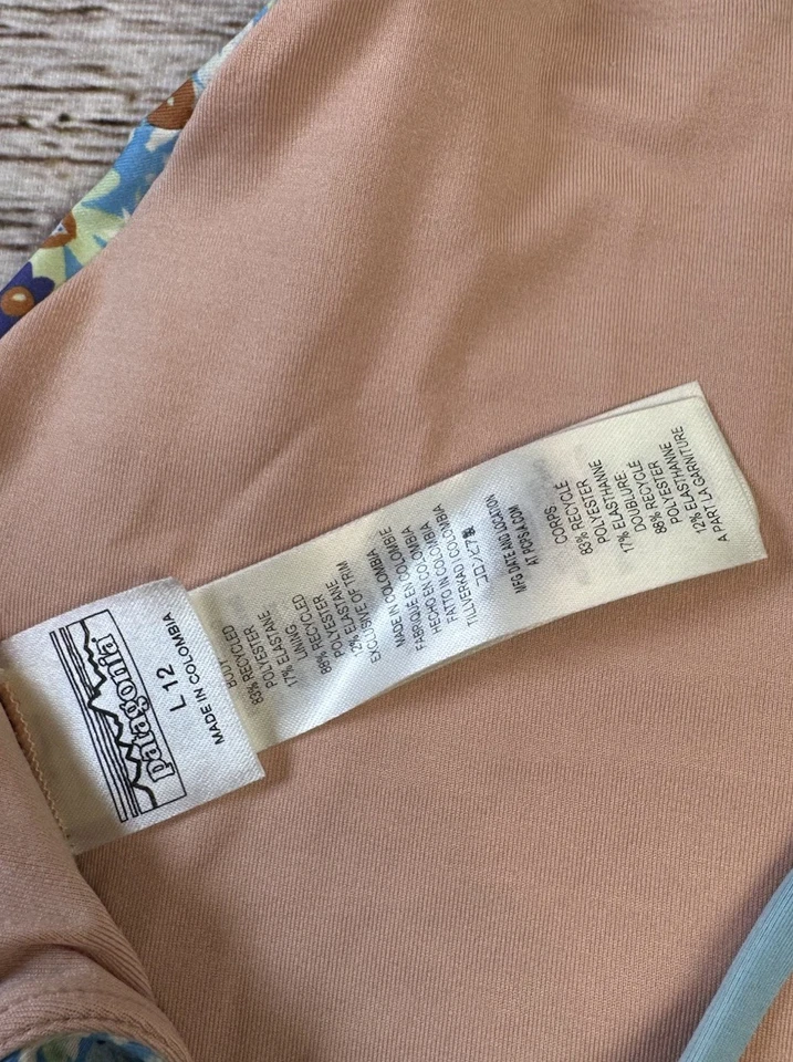 Traje de baño de una pieza floral azul Patagonia para niñas talla mediana 12 Foto 4 de 4