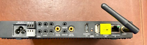 Control 4 C4-EA3- V2 Entertainment Automation Controller with C4-SR260 Remote - Picture 6 of 6