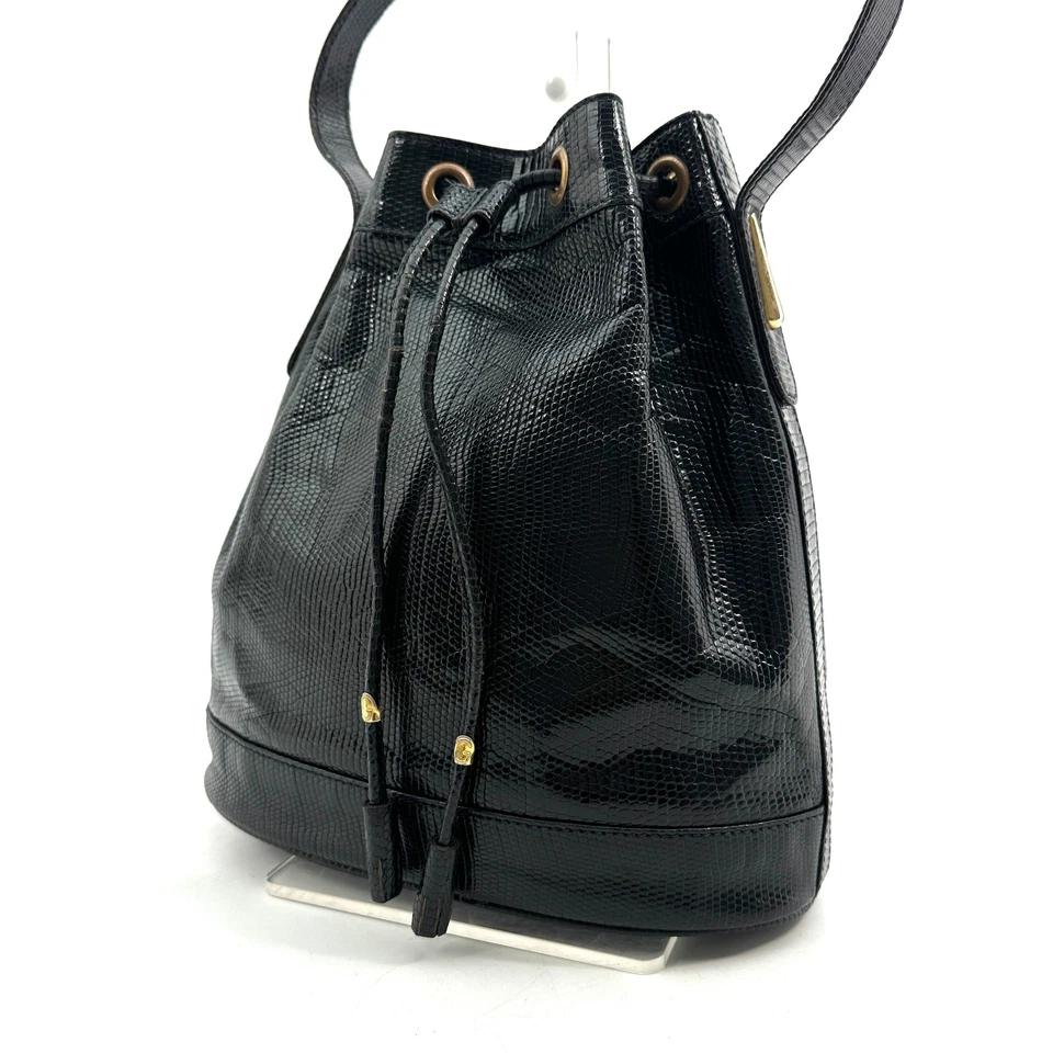 Auténtico bolso bandolera de hombro negro con cordón GUCCI de colección de Japón Foto 2 de 4