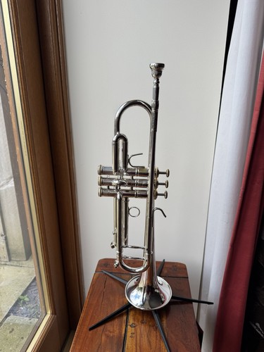 Silver Plated STOMVI ELITE Bb Trumpet. - Picture 2 of 14