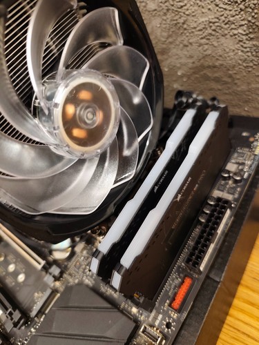 Intel Bundle i7 7800x/MSI X299 Raider/32GB Quad Channel/CoolerMaster/Win11 - Bild 3 von 8