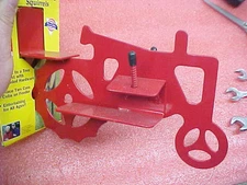 F4 heavy metal Red Tractor Double Corn Cob Squirrel Feeder Holds 2 Ears of Corn