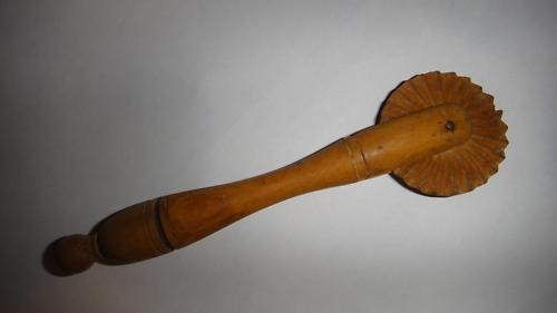 Treen wooden antique rare cookies pastry / dough rolling cutter wood - Picture 11 of 12