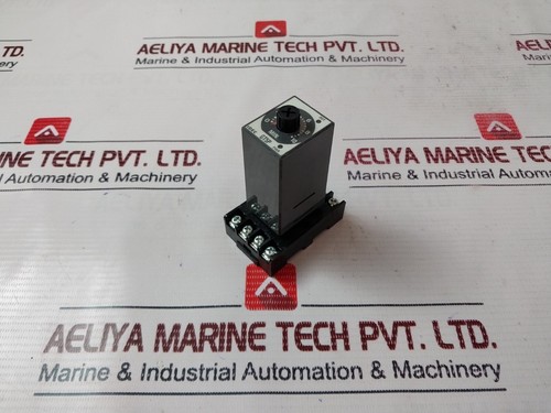 Idec GT5P-N Electronic Timer 0-10 min - Picture 3 of 8