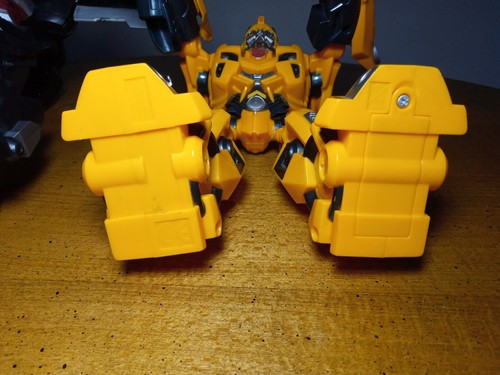 Optimus & Bubble Bee Transformer Action Toys - Picture 10 of 19